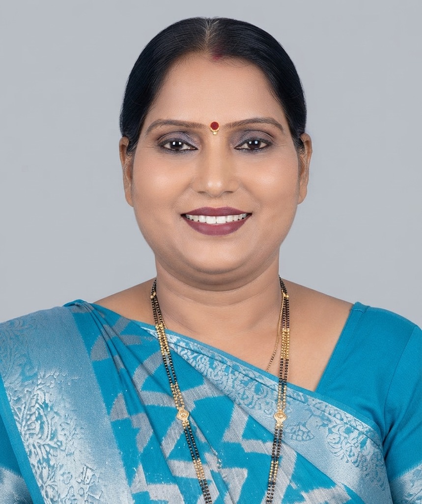 Rekha Pawar - Full time Baby Sitter in Mumbai Central in Mumbai